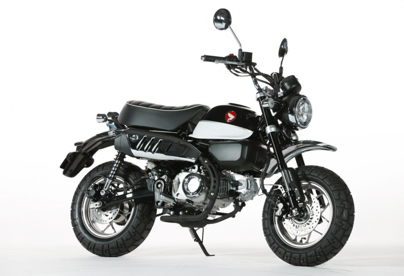 Tampilan Keren Warna Baru Hitam  Honda  Monkey  125   Model 